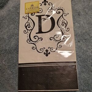 Monogram D paper napkins
